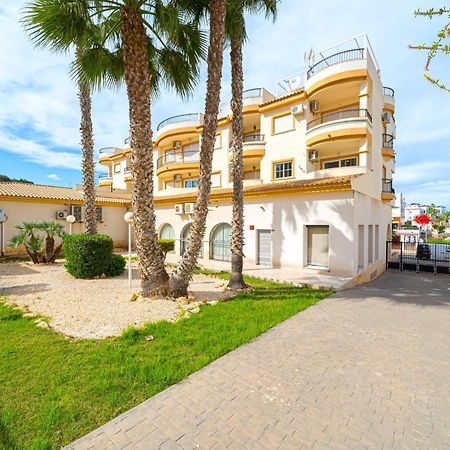 Villamartin Apartment. Excellent Location For Golfers, Cyclists And Hikers Екстер'єр фото