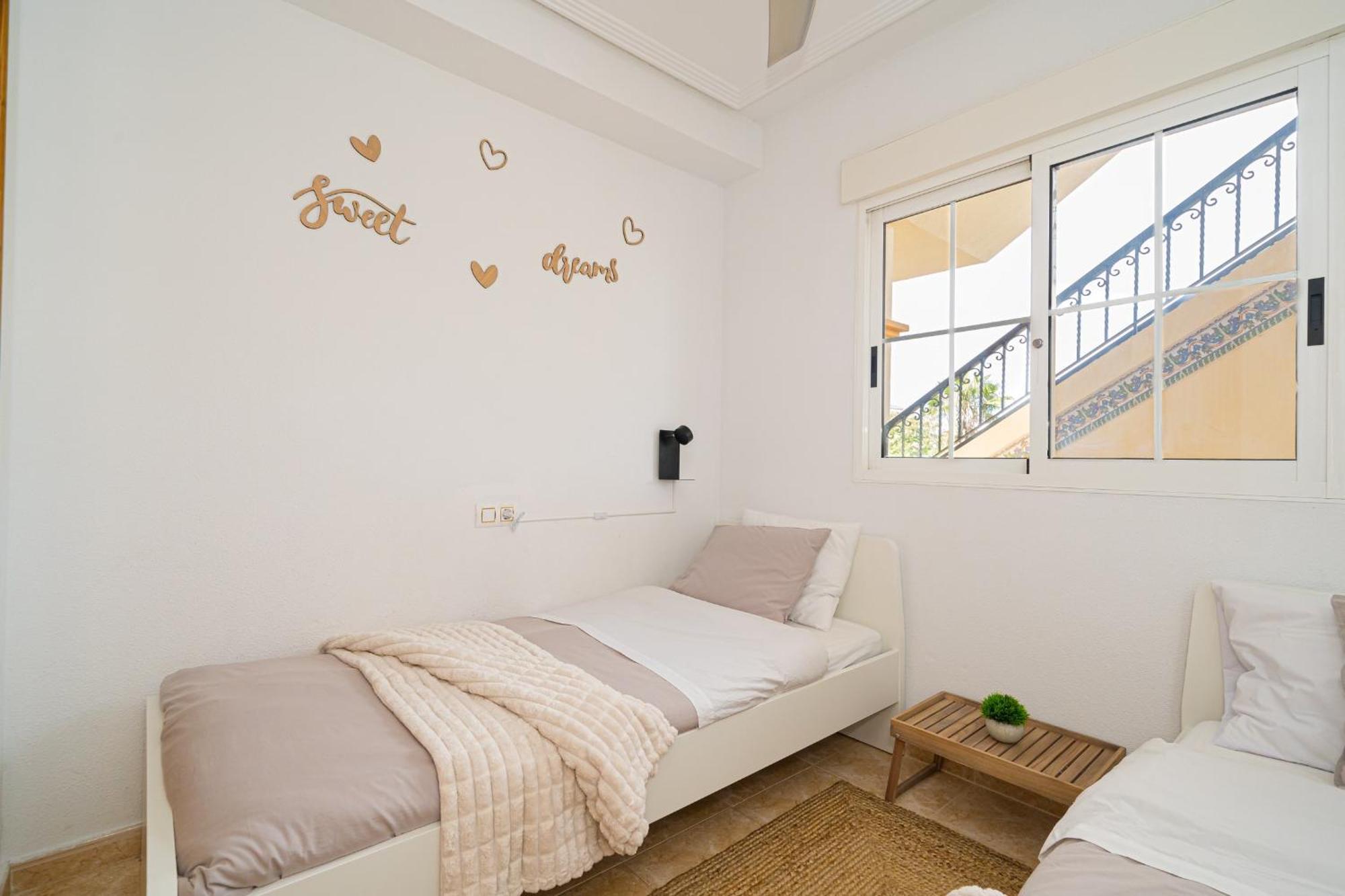 Villamartin Apartment. Excellent Location For Golfers, Cyclists And Hikers Екстер'єр фото