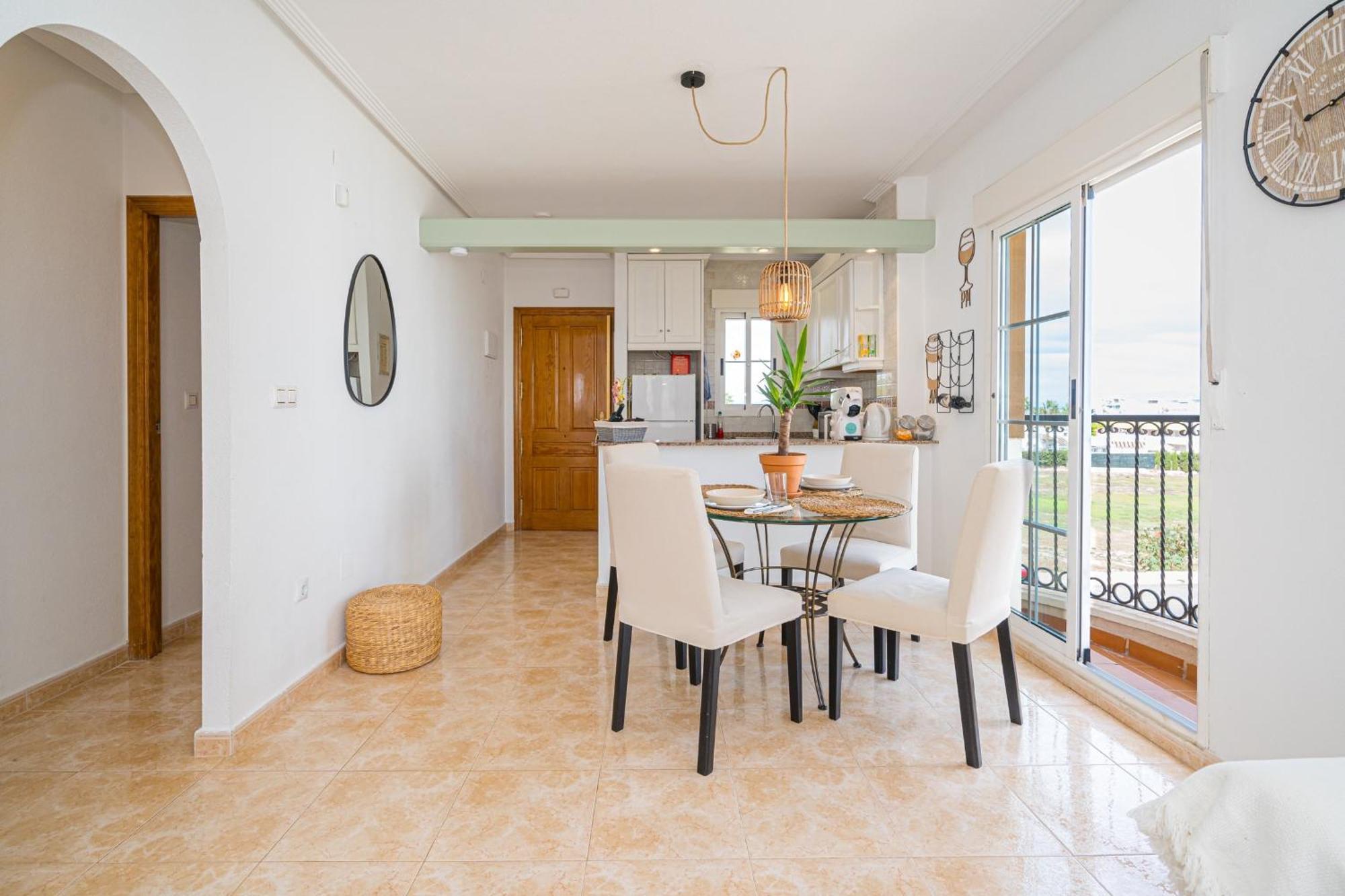 Villamartin Apartment. Excellent Location For Golfers, Cyclists And Hikers Екстер'єр фото