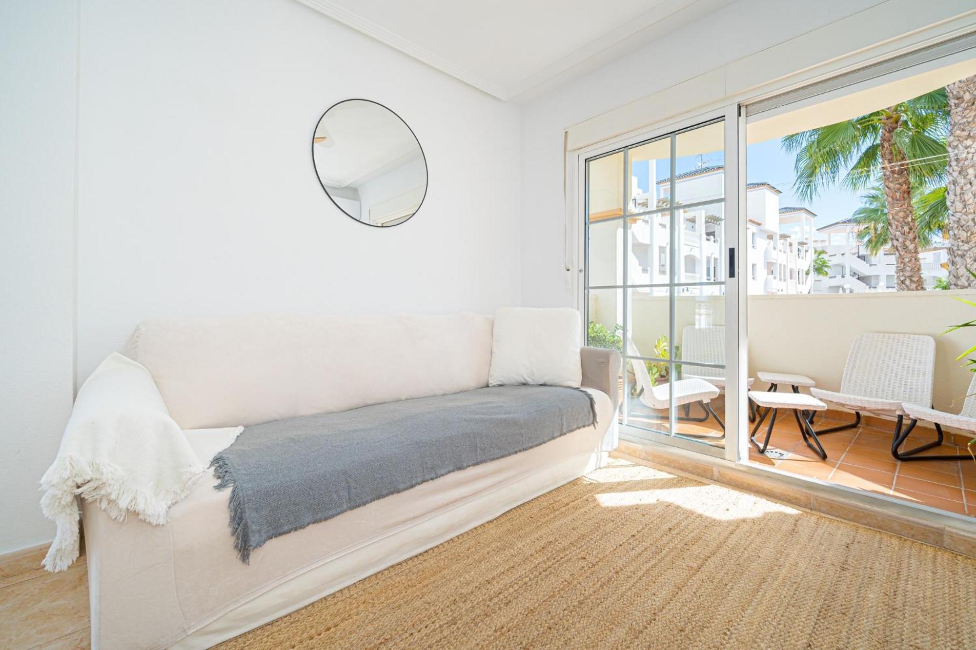 Villamartin Apartment. Excellent Location For Golfers, Cyclists And Hikers Екстер'єр фото