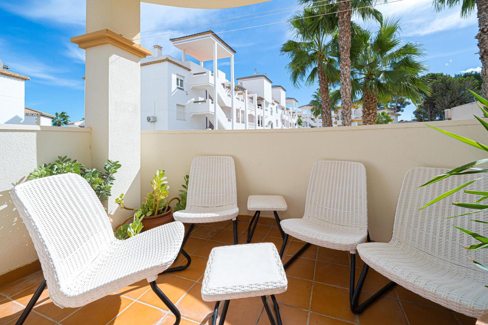 Villamartin Apartment. Excellent Location For Golfers, Cyclists And Hikers Екстер'єр фото