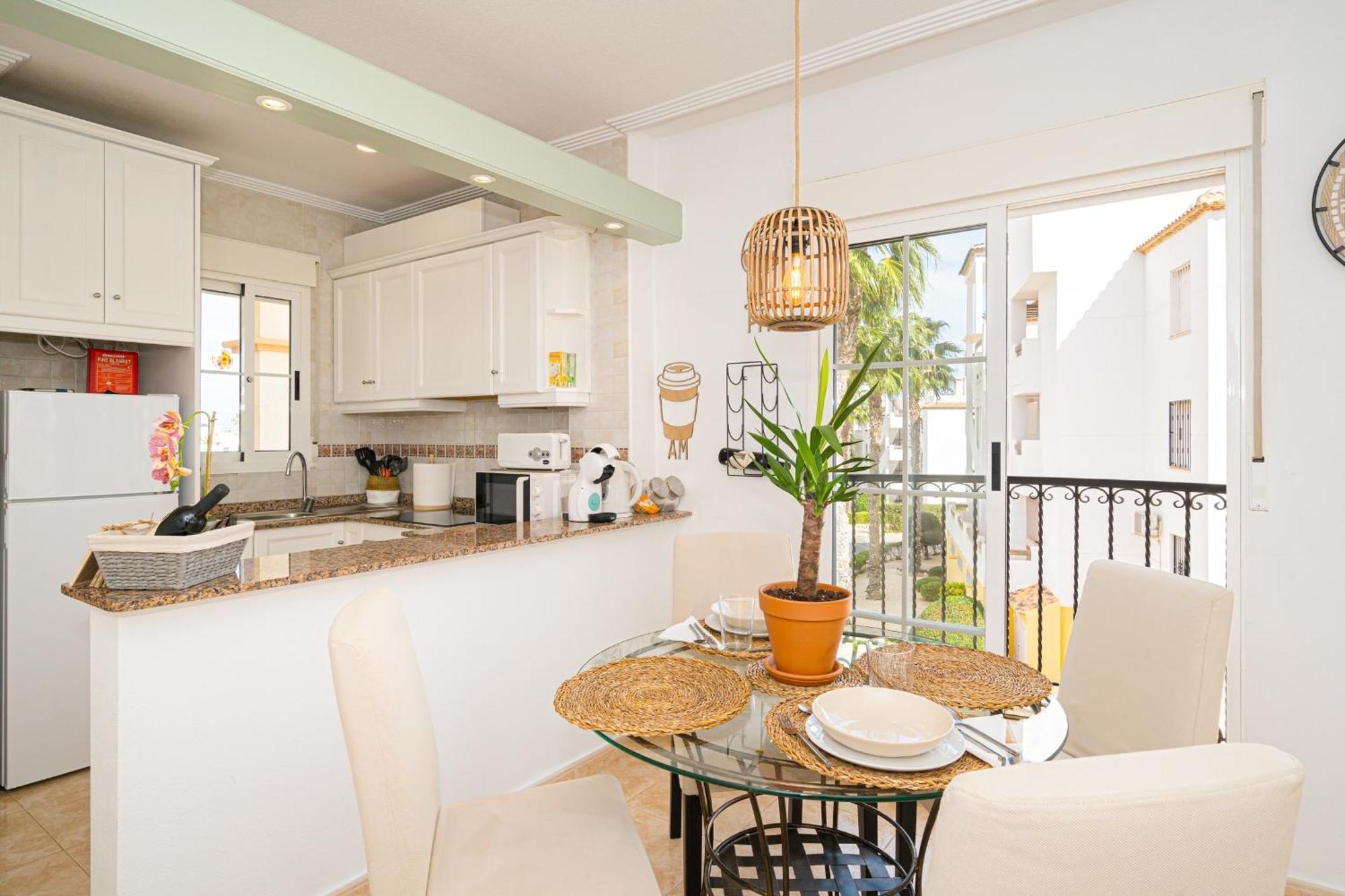 Villamartin Apartment. Excellent Location For Golfers, Cyclists And Hikers Екстер'єр фото